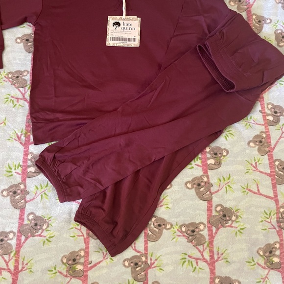 Kate Quinn Relaxed Jogger Set - Picture 3 of 6